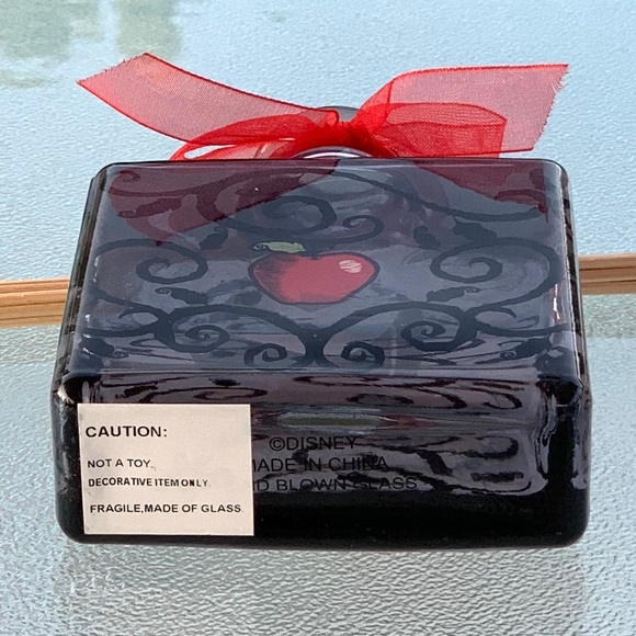 Disney Snow White Red Apple Glass Bottle Reed Essential Oil or Incense Diffuser - Picture 7 of 8